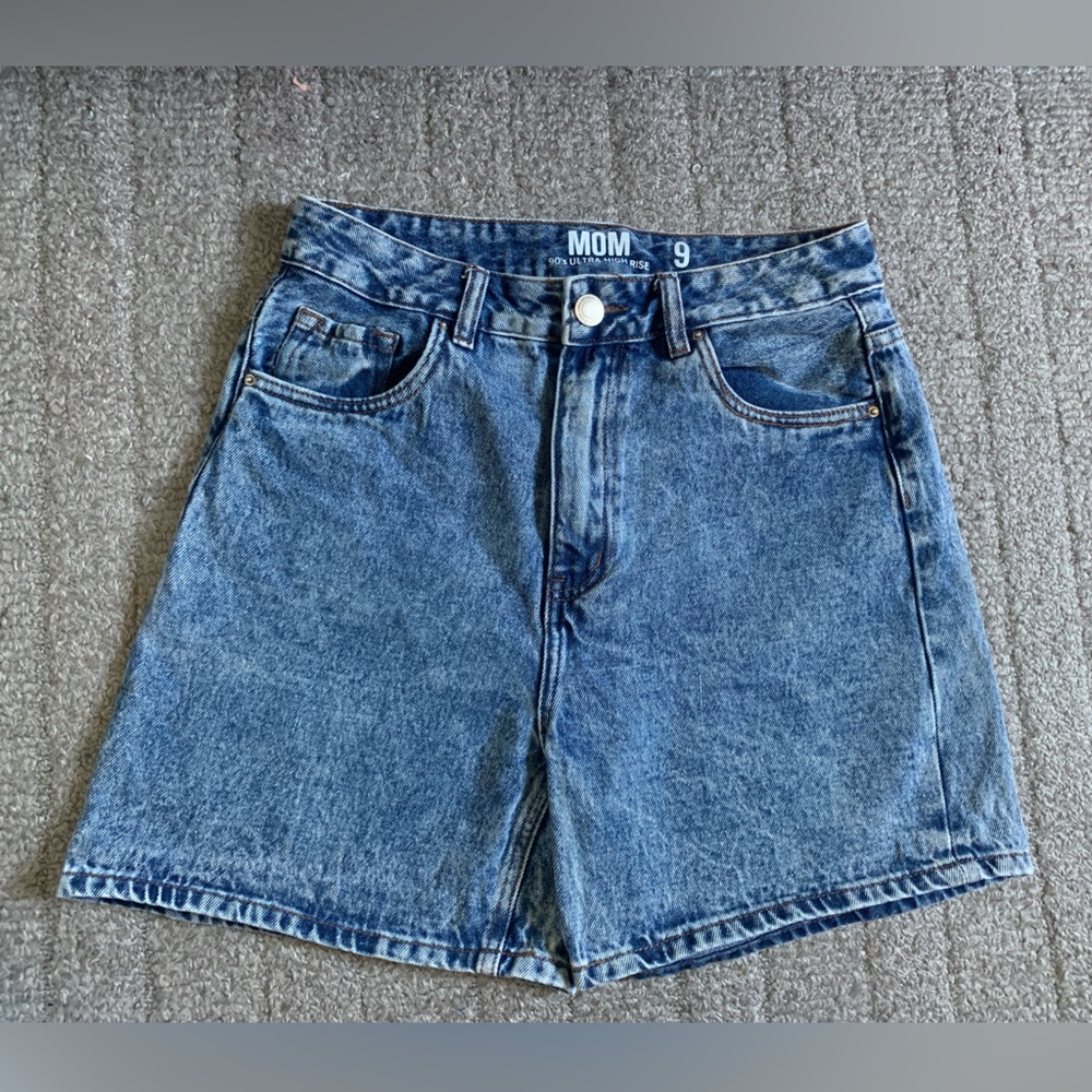 SWS 90’s ultra high rise mom jean shorts.